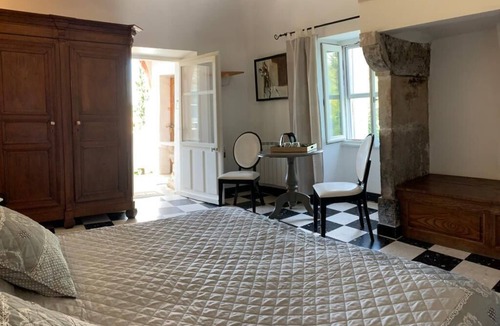 Barjac Bed & Breakfast | Mas Escombelle Chambre d'Hôte