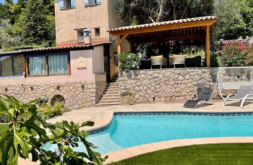 Le Bar-sur-Loup Bed & Breakfast | Mas Giro
