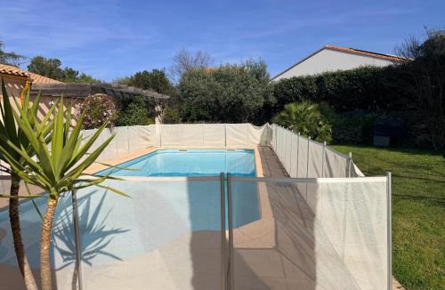 Laroque-des-Alberes Villa | Mas GUEYMADI
