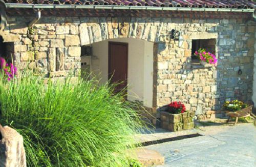 Campdevanol House | Mas La Riera