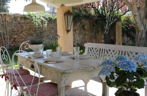 La Bruguiere House | Mas LES ROMARINS, 10min Uzès, pool & large garden, cosy, great family experience
