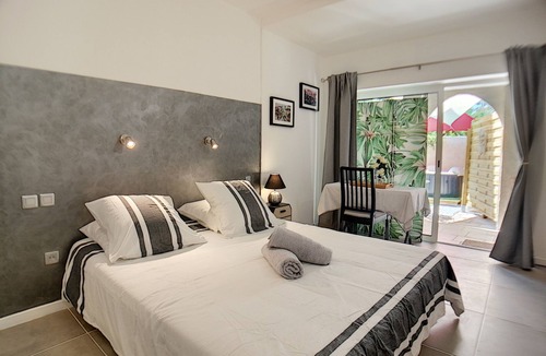 Tarascon House | Mas Maurane Chambre d'hôtes