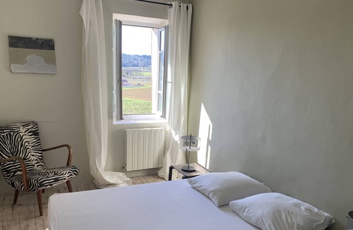 Saint-Paulet-de-Caisson Other | Mas Olivier in Pont-St-Esprit with swimming pool, 8 people and 4 bedrooms