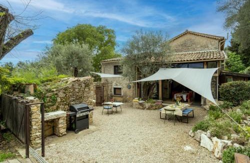 Le Collet House | Mas Osmeea