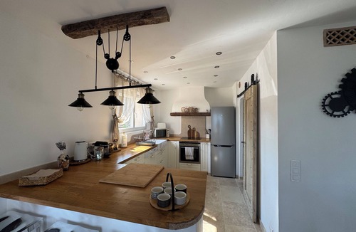 Saint-Vallier-de-Thiey Other | Mas provençal