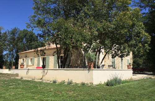 Sorgues House | Mas provencal with old pool very quiet close to Chateauneuf du Pape