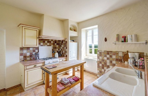 Tresques Apartment | Mas Provence Gardoise (Uzès)- Swimming pool 12-6 m - 9 acres garden