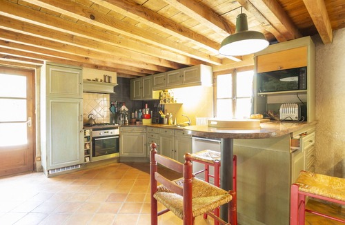 Ille-sur-Tet Villa | Mas Ronquet - with private swimming pool ideal for a walking or cycling holiday!