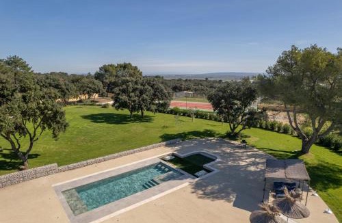 Bellegarde House | Mas Saint-Gilles Pool & Tennis