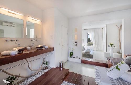 Saint-Laurent-d'Aigouze House | Mas Sainte Marie ,Piscine Chauffée
