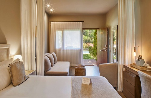 Vallromanes Hotel | Mas Salagros Ecoresort & Aire Ancient Baths