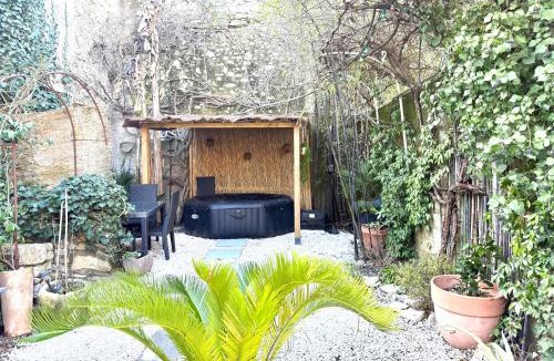 Monteils House | Mas Shantala 5 chambres, jacuzzi 12-14 personnes