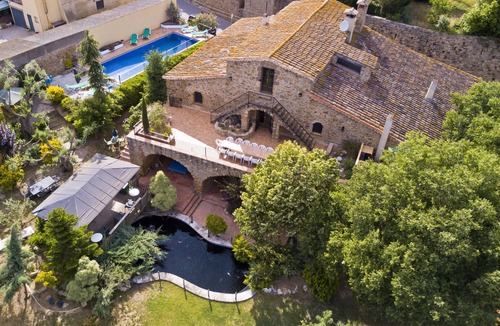 Ullastret House | Mascaros - beautiful, large house with own pool