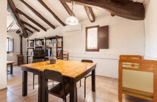 Can Trabal House | Masia Alt