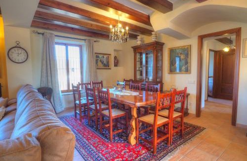 Sant Pere de Ribes Villa | Masia Can Roig
