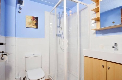 Banyeres del Penedes Cottage | Masia Casa Roja for 2 people