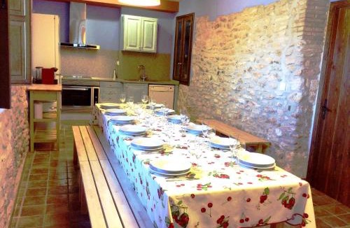 Banyeres del Penedes Apartment | Masia Casa Roja