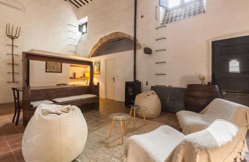 Vallbona d'Anoia Villa | Masia del siglo xvi