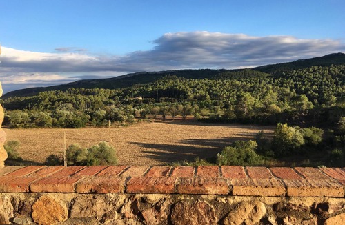 Boadella i les Escaules House | Masia in secluded location with swimming pool - space for 8 guests