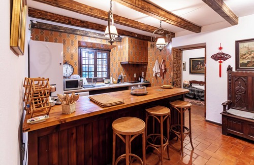 Darnius House | Masia Mimosa