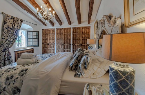 Darnius House | Masia Mimosa