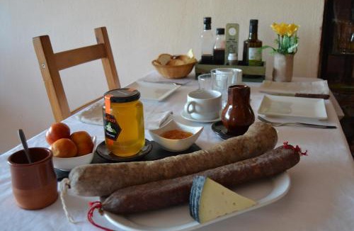 Les Avellanes I Santa Linya Bed & Breakfast | Masia Molí de Tartareu
