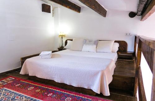 Olivella Apartment | Masia Pou de la Vinya
