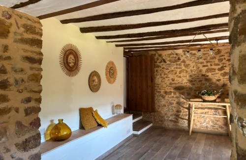 Benassal Ski Chalet | masia riu dels arbres