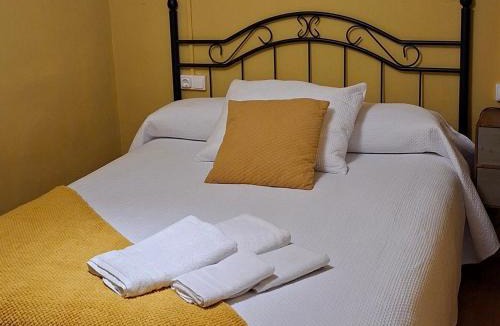 Atzeneta del Maestrat Ski Chalet | Masia Rural Canalisos