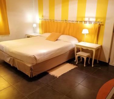Neuilly-le-Real Bed & Breakfast | Masoe des Chatards