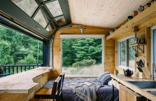 Central Frontenac Cabin | Mason Cabin | Wilderness Cabin on Secluded Lake