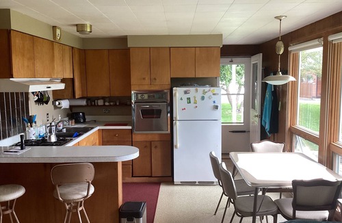 Massena Cottage | Massena, house on St. Lawrence River - perfect for Anglers!