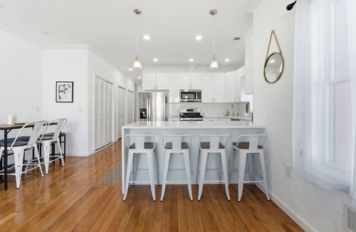 McGinley Square Apartment | Massive 4-bedroom, 3-bathroom duplex apt with garage parking in Jersey City