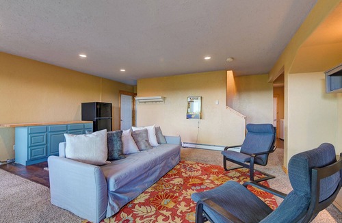 Palmer Lake House | Massive Deck + Sunroom Sleeps 13