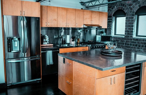 Belltown Condo | Massive Downtown Seattle Loft - Free Parking Included!