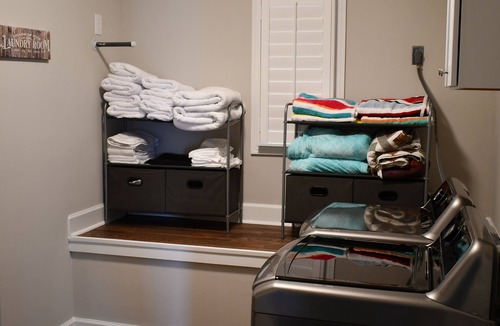 Gainesville House | Massive Lakehouse - Infinity Pool, Hot Tubs, Dock, Firepit