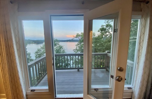 Gainesville House | Massive Lakehouse - Infinity Pool, Hot Tubs, Dock, Firepit