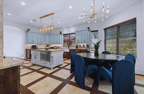 River Ridge House | Massive Retreat-Pool-Pickleball-Gameroom+Much More