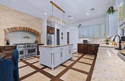 River Ridge House | Massive Retreat-Pool-Pickleball-Gameroom+Much More