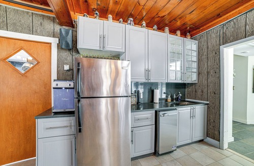 East Branch House | Massive Roscoe Retreat: Great for Large Groups!