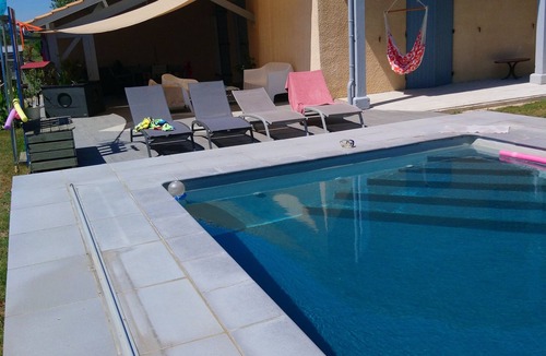 Virazeil Bed & Breakfast | Master bedroom and pool in a quiet country setting