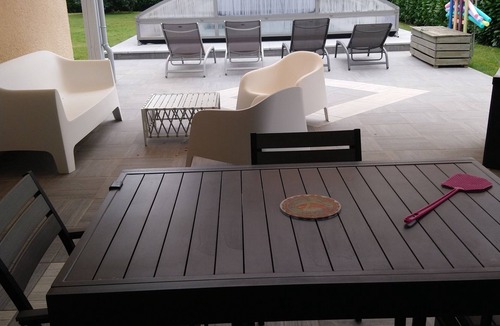 Virazeil Bed & Breakfast | Master bedroom and pool in a quiet country setting