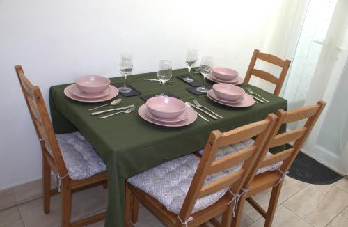 West Ham House | Master double room 2