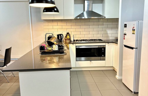 Beveridge Bed & Breakfast | Master room with Private Ensuite!