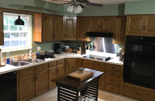 Antioch House | Master Suite by the Lake
