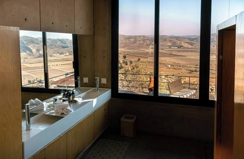 Valle de Guadalupe Cabin | Master Suite - Villa Garven
