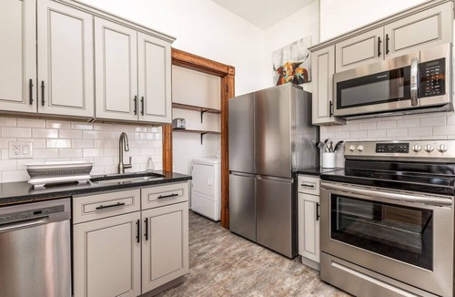 Dubuque Apartment | Masterpiece on Main #2