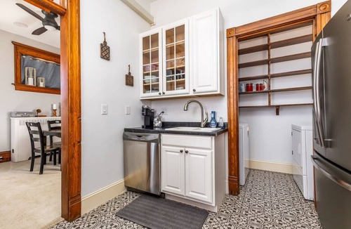 Dubuque Apartment | Masterpiece on Main #3