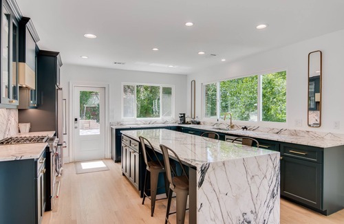 Augusta House | Masters Renal with Lake View