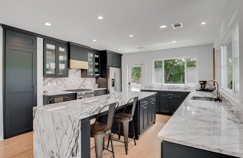 Augusta House | Masters Renal with Lake View